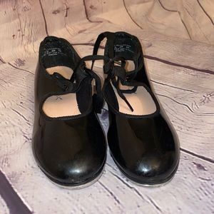 Kids tap shoes